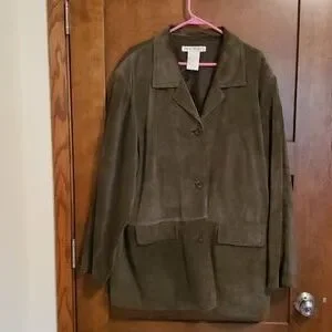 Olive suede lined jacket with pockets.